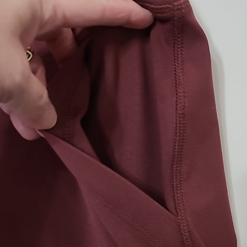 Ocean + Coast Burgundy Leggings with Pockets size 4X - Picture 6 of 9